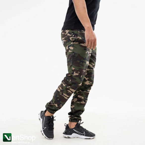 JIGGA WEAR Spodnie Materiałowe Jogger Jigga Wear Crown Stitch Camo