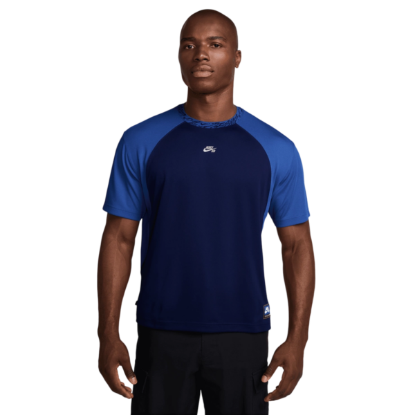 pol pl Koszulka Nike Sb Dri FIT Knit Skate Jersey 32759 2