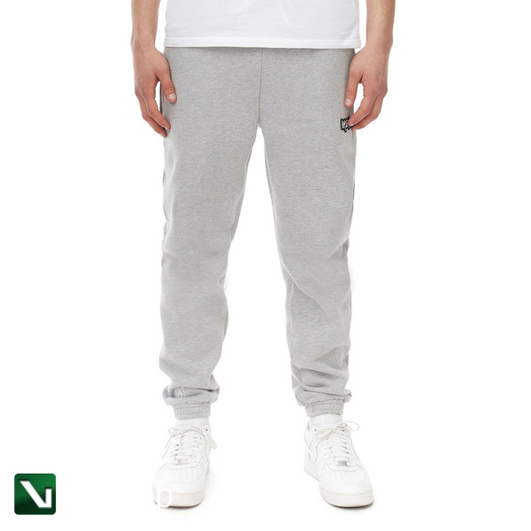pol pl Mass DNM spodnie dresowe Signature Patch Sweatpants szare 209491 2