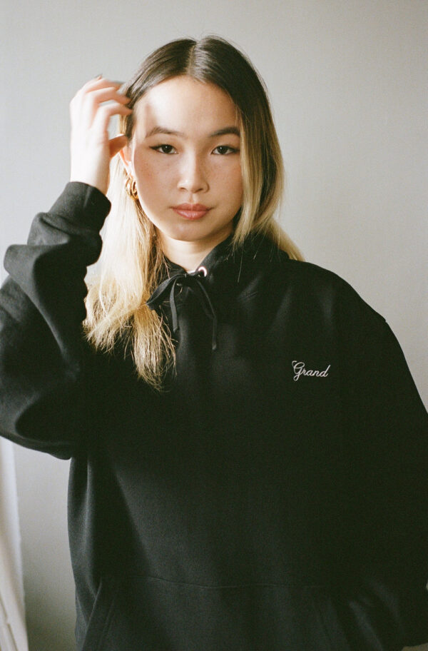 pol pl bluza Grand Collection Script Hoodie Black 32348 4